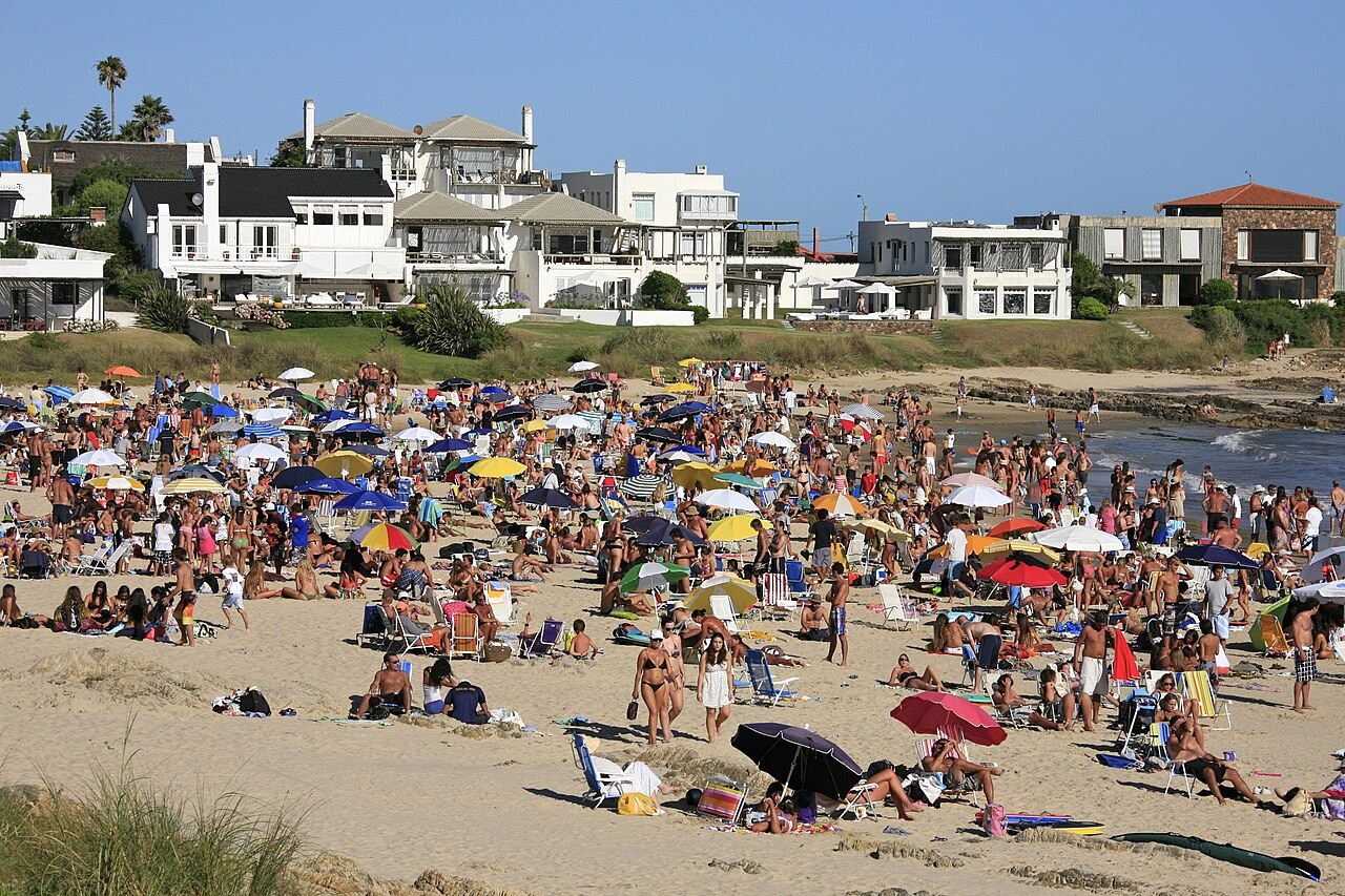 Groupe en vacances à la plage